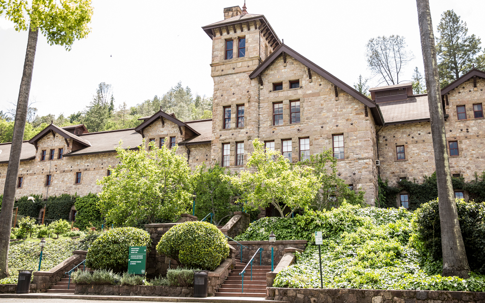 photo of The Culinary Institute of America at Greystone building
